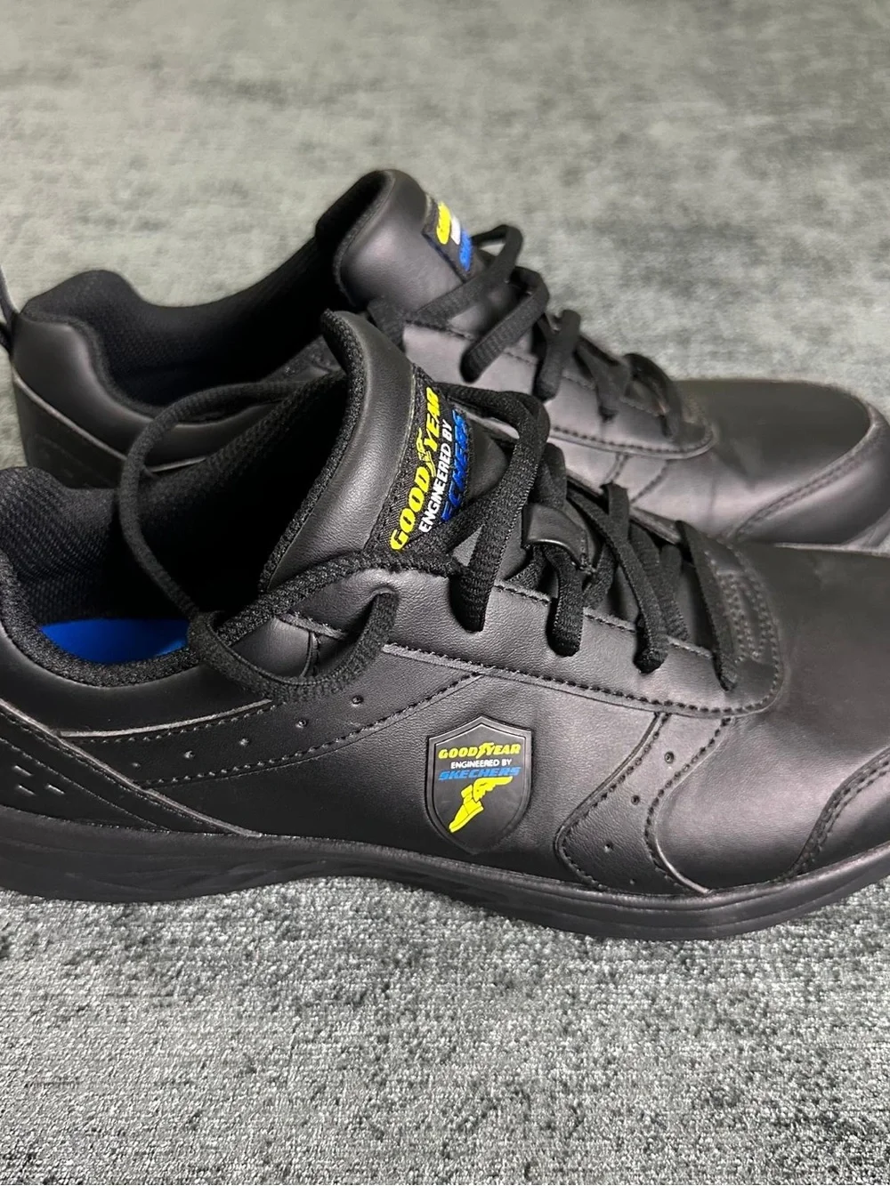 Women's GoodYear Engineered by Skechers Blk Memory Foam Slip Resistant size 9